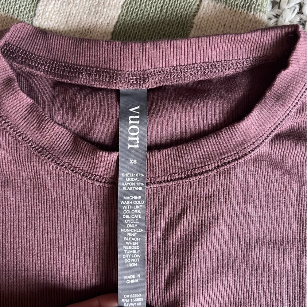 Vuori Baby Tee Size XS